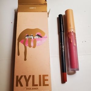 KYLIE Matte Liquid Lipstick and Lip Liner set